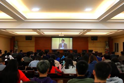说明: f:\2014起文件收发处理\2018\自治区教育厅办公室关于组织收看2018年全国科学道德和学风建设宣讲教育报告会的通知\报教育厅\PA视讯集团网站组织收看2018年全国科学道德和学风建设宣讲教育报告会统计表报教育厅定稿\20181016报告会520会室学校层面组织收看.jpg